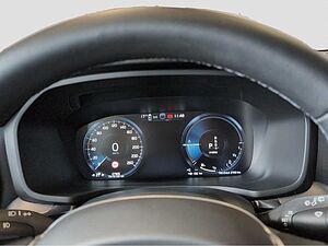Volvo  +T6+AWD+GT+R-Design+Lenkradhzg+PilotAss+PDCvh