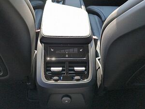 Volvo  +Recharge+T8+AWD+GT+AHKsemi+Standhzg+PDCv/h+