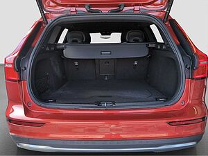 Volvo  +B4+AWD+Lenkrad, -Frontscheibenhzg+R-Kam+PDC++