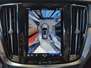 Volvo  +B4+AWD+Lenkrad, -Frontscheibenhzg+R-Kam+PDC++