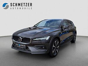 Volvo  +B4+Lenkradhzg+Standhzg+Harman+Voll-LED+R-Kam