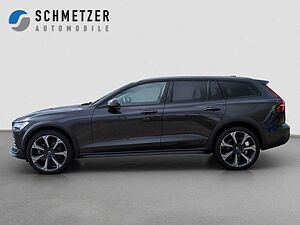 Volvo  +B4+Lenkradhzg+Standhzg+Harman+Voll-LED+R-Kam