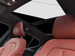 Volvo  +B4+AWD+GT+PDCv/h+PilotAss+Panorama+R-Kamera