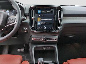 Volvo  +B4+AWD+GT+PDCv/h+PilotAss+Panorama+R-Kamera