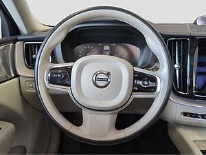 Volvo  +T6+AWD+GT+Lenkradhzg+Head-Up+Sitzhzgv/h++++