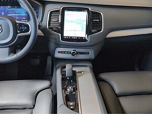 Volvo  +B5+AWD+GT+Mild-Hybrid+AHK sem. +Lenkradhzg++