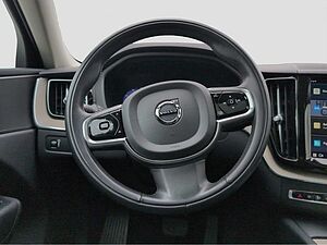 Volvo  +B5+AWD+GT+Diesel+PDCv/h+R-Kam+Lenkradhzg+++