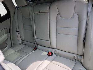 Volvo  +T6+Recharge+AWD+GT+R-Kam+Panorama+Harman+PDC