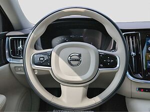 Volvo  +T6+Recharge+AWD+GT+R-Kam+Panorama+Harman+PDC