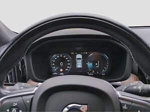 Volvo  +T6+Recharge+AWD+AHKsemi+abged. Scheibe+Panor