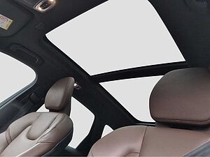Volvo  +T6+Recharge+AWD+AHKsemi+abged. Scheibe+Panor