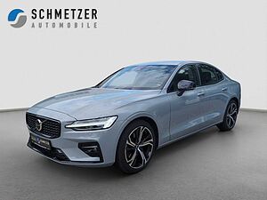 Volvo  +B4+Mild-Hybrid+Benzin+GT+Plus+Dark+Standh. ++
