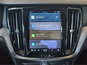 Volvo  +B4+Mild-Hybrid+Benzin+GT+Plus+Dark+Standh. ++
