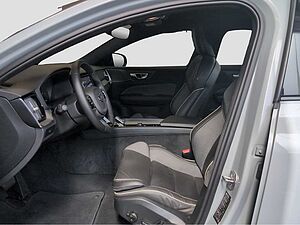 Volvo  +B4+Mild-Hybrid+Benzin+GT+Plus+Dark+Standh. ++