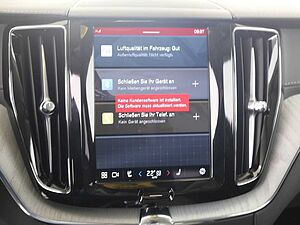 Volvo  +B5+AWD+AHKsemi+Panorama+360°Kam+Head-up+PDC