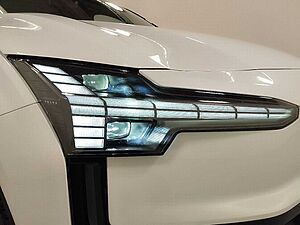Volvo  +AWD+Twin+Performance+Electric+Panora+Standh