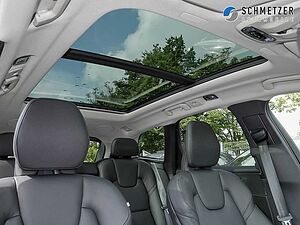 Volvo  +B4+AWD+GT+R-Kam+MomentumPro+Frontscheibenh+