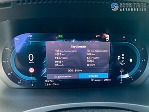 Volvo  CC+B4+AWD+Plus+E-Sitze+20'+SH v/h+360°Kam+LED