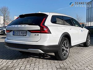 Volvo  CC+B4+AWD+Plus+E-Sitze+20'+SH v/h+360°Kam+LED