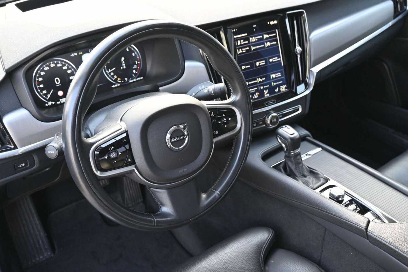 Volvo  **Mietkauf**S 90 T5 Lim*Mom*LED*Navi*STHZ*Miete