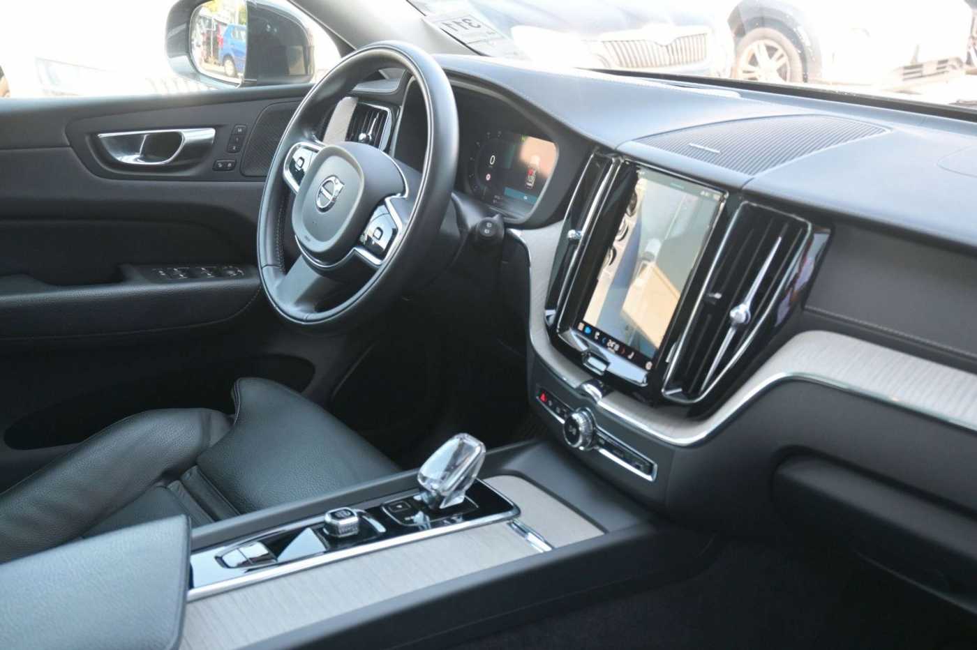 Volvo  T6 Inscript. PHEV MAPS*HUD*Connect Edi*360°