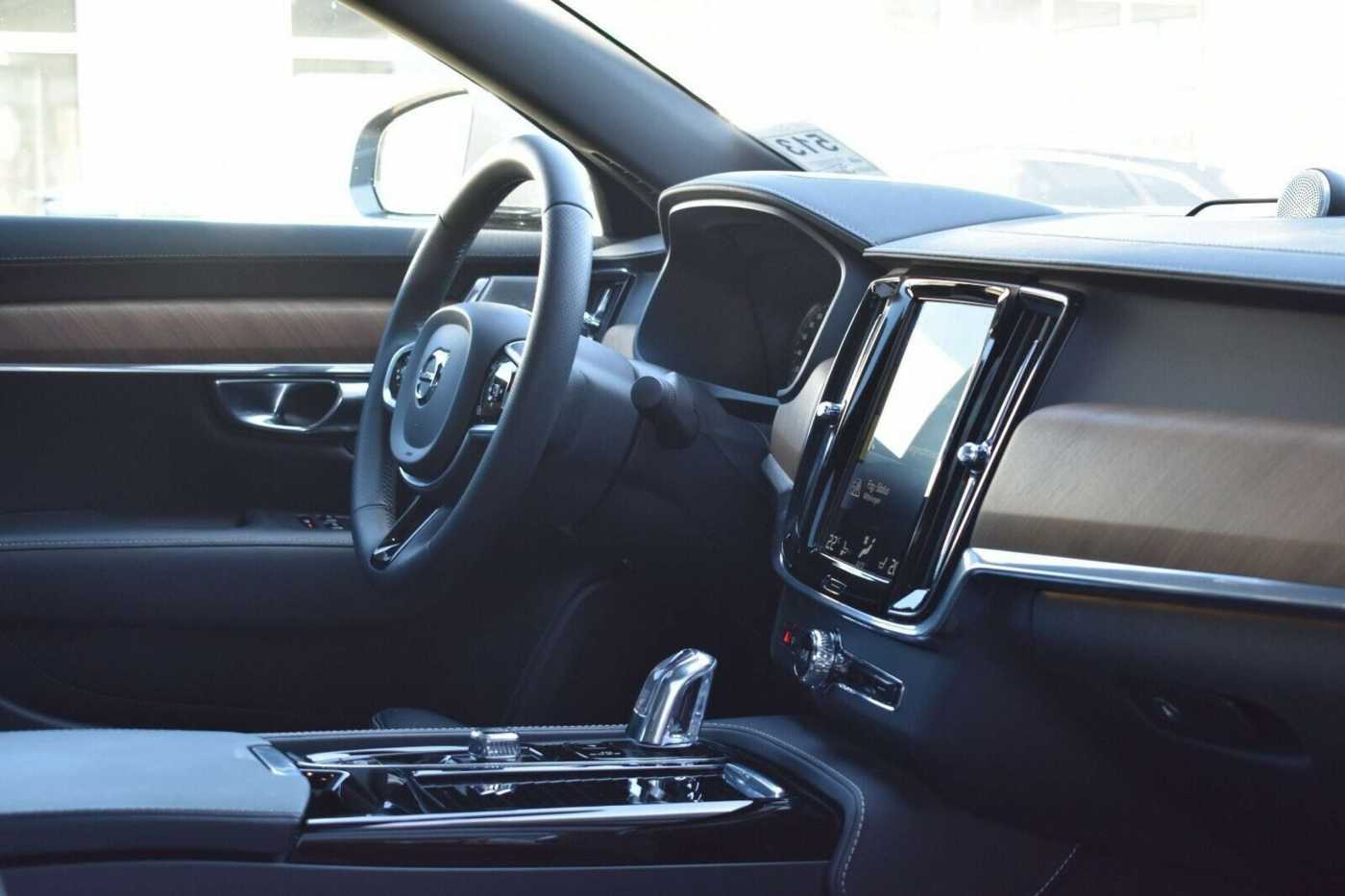 Volvo  **Mietkauf**S90 T8 AWD Ins*408PS*LUFT*360*PANO*