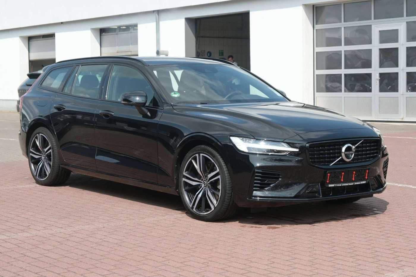 Volvo  Recharge T8 AWD R-Design*PANO*360°*H&K