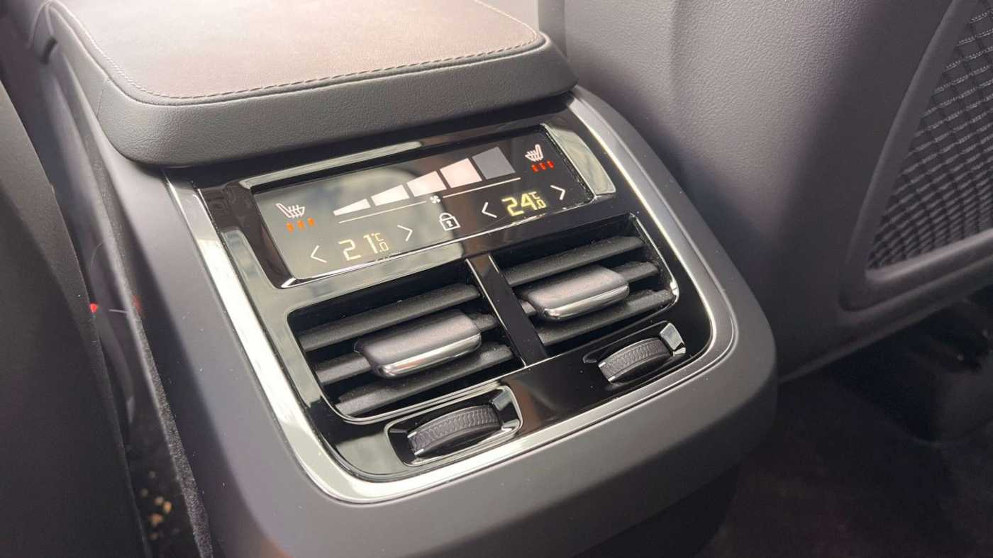 Volvo  B5D AWD Ultimate Bright HUD*MASS*B&W*LUFT*