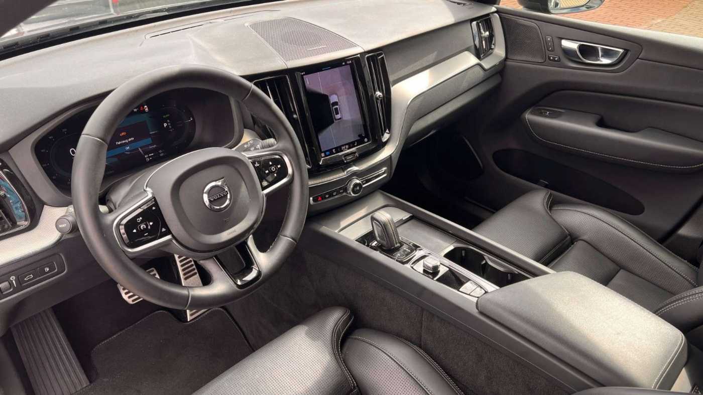 Volvo  T8AWD RC R Design MJ22*LUFT*PANO*360°HK*SHZ
