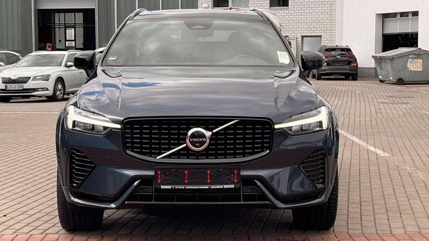 Volvo  T8AWD RC R Design MJ22*LUFT*PANO*360°HK*SHZ