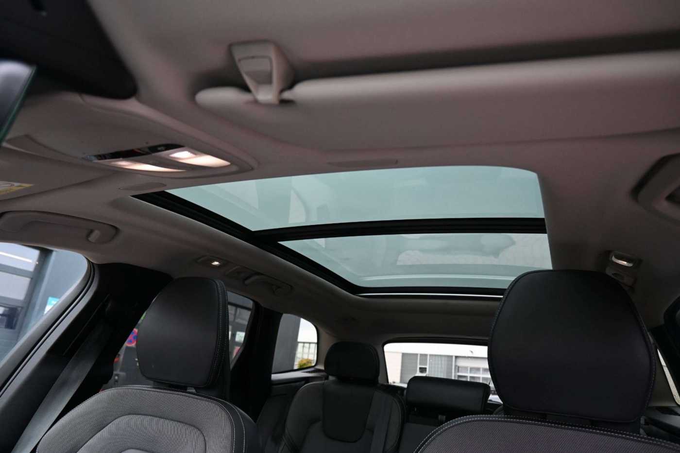 Volvo  T8 AWD Inscrip. Expres. PHEV*AHK*PANO*LUFT*