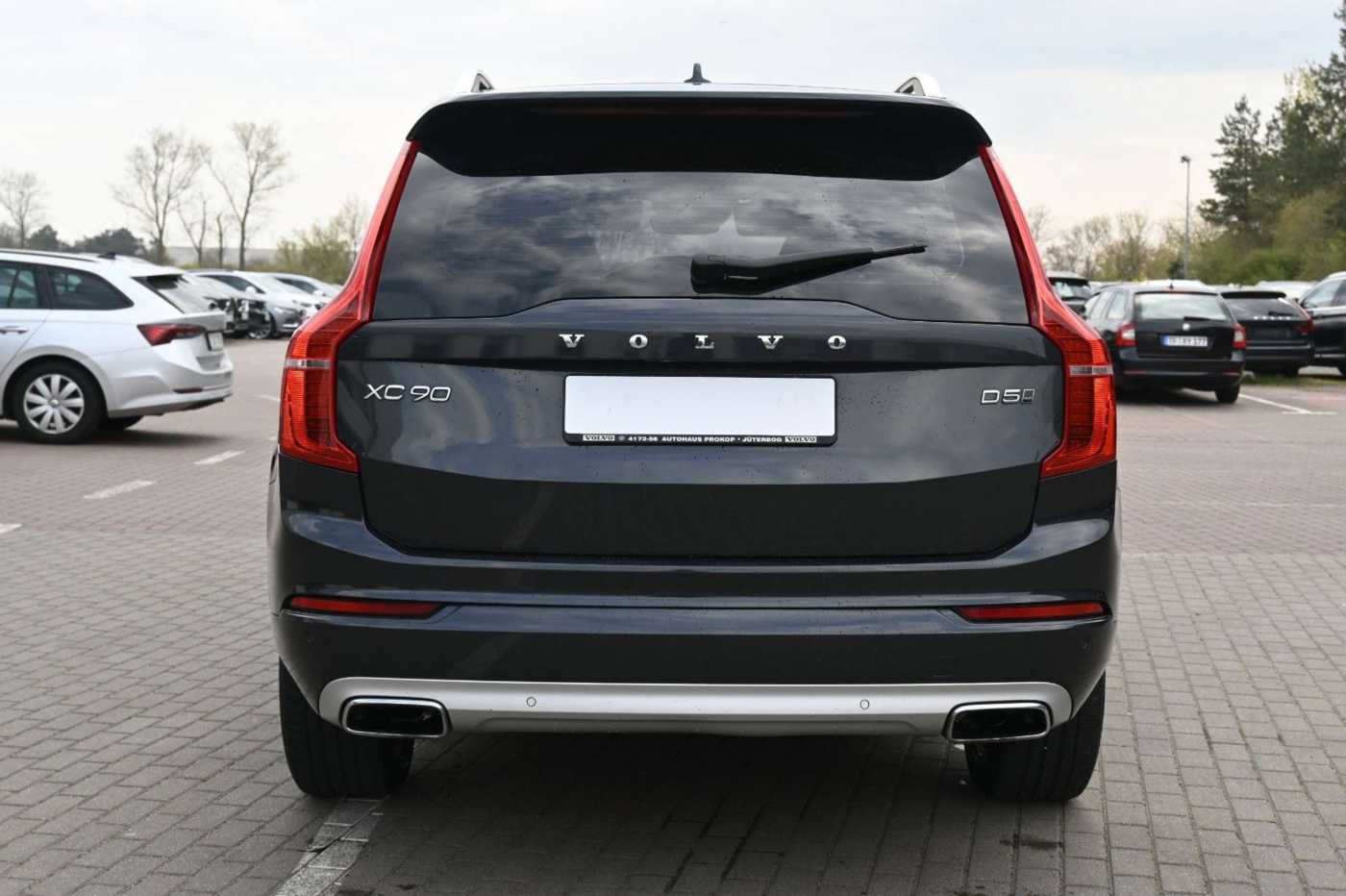 Volvo  Mietkauf*XC90*D5* AWD*PDC*ACC*NAV*SIHZG*LED*7Si
