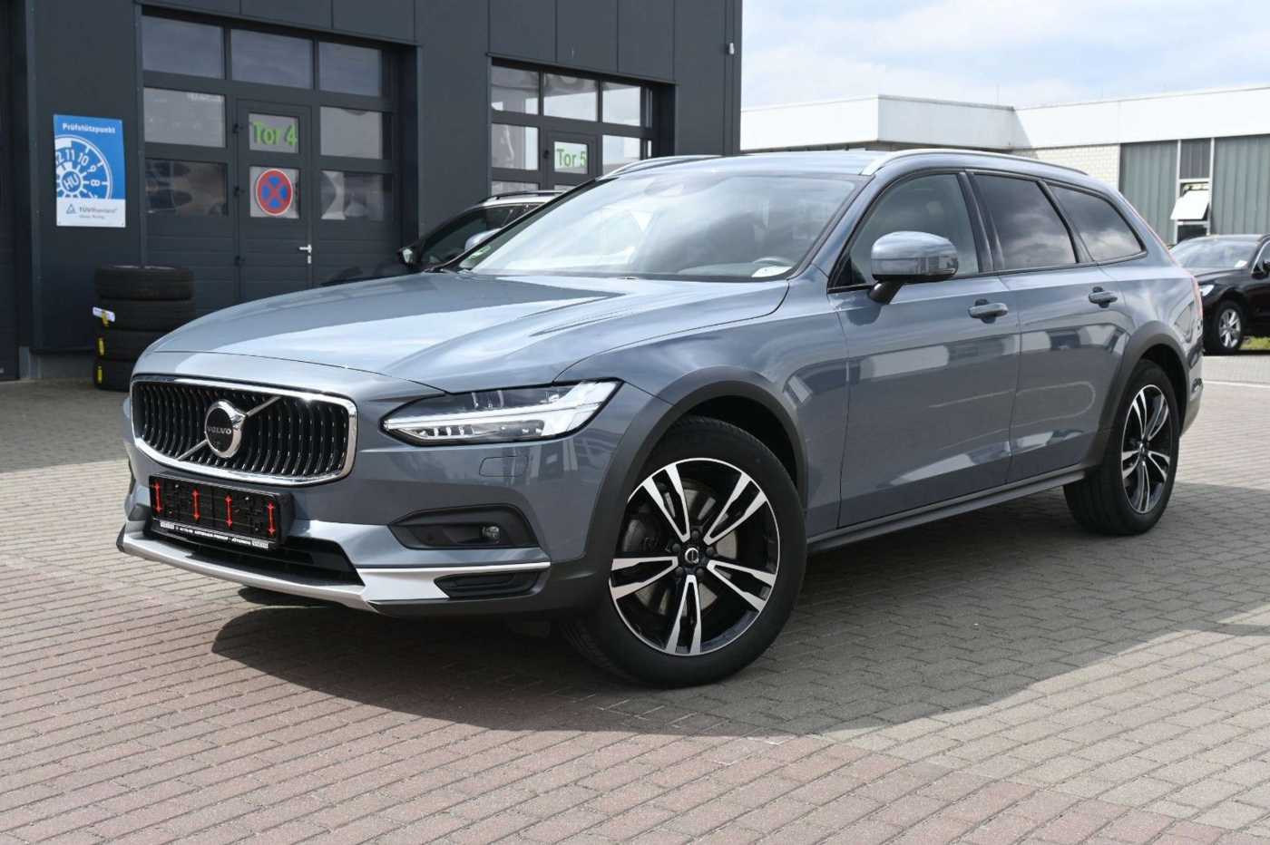 Volvo  V90CC B5 D AWD Pro*HuD*STDHZG*PANO*360°*ACC*AHK