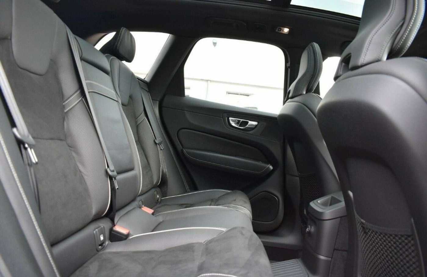 Volvo  T8 R-Design*AWD*RFK*Luft*LED*NAVI*Serv NEU