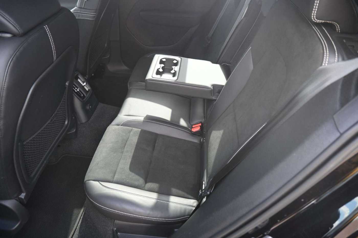Volvo  T5 PHEV R Design*360°*AHK*H&K*Pilot Assist*
