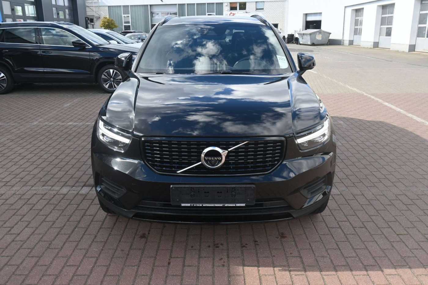 Volvo  T5 PHEV R Design*360°*AHK*H&K*Pilot Assist*