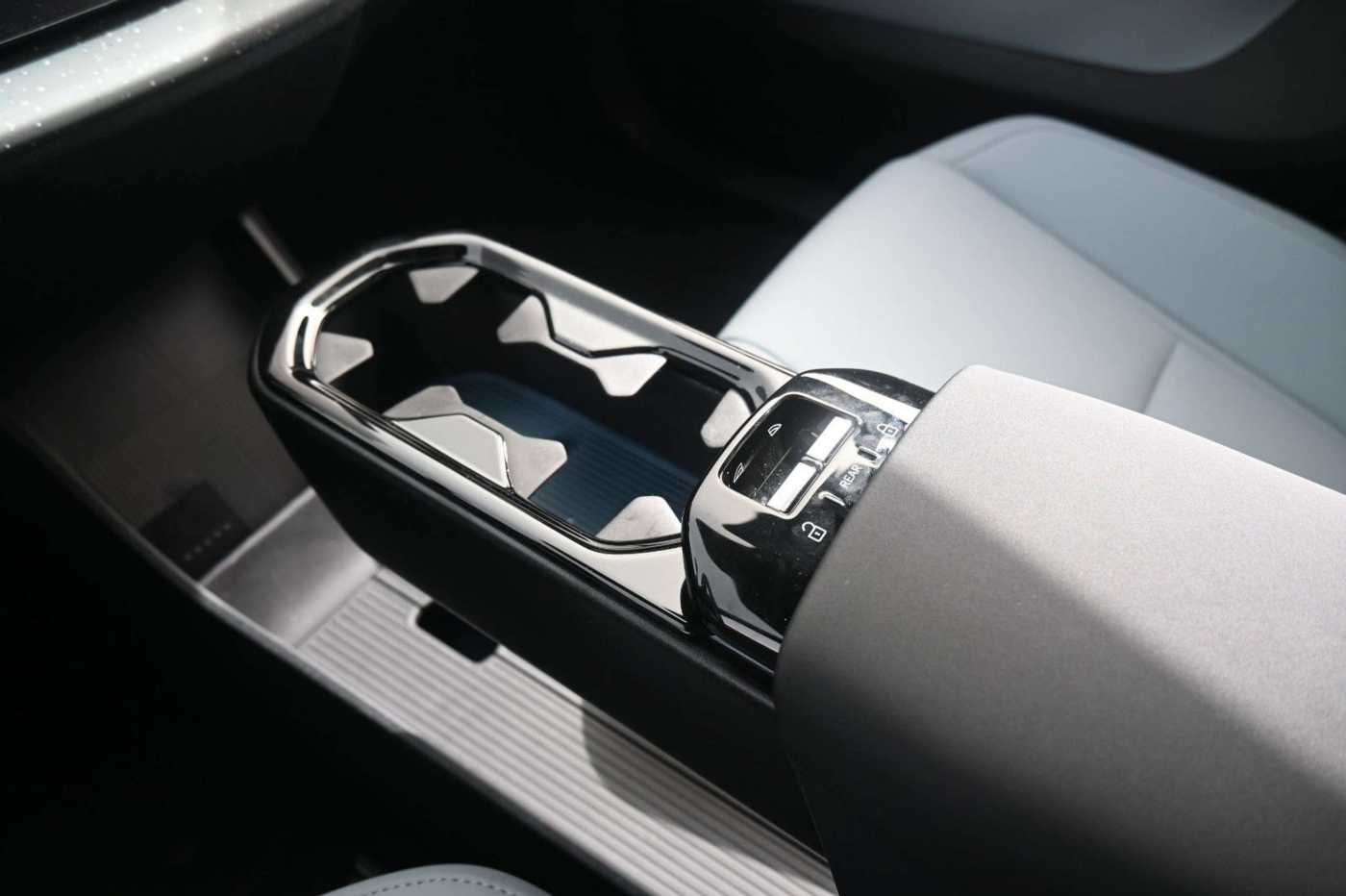 Volvo  Single Motor Extended Range Ultra*360°