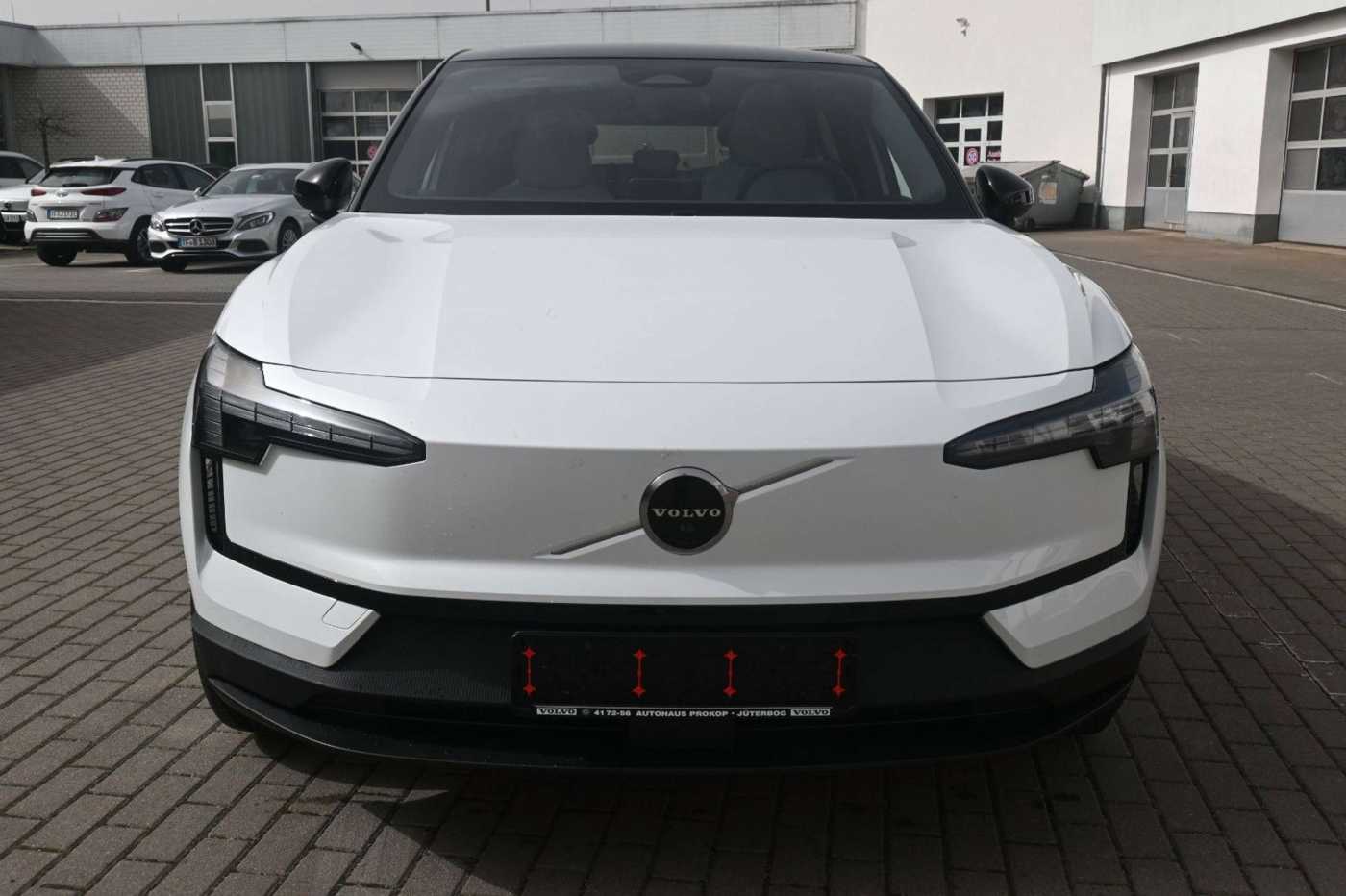 Volvo  Single Motor Extended Range Ultra*360°