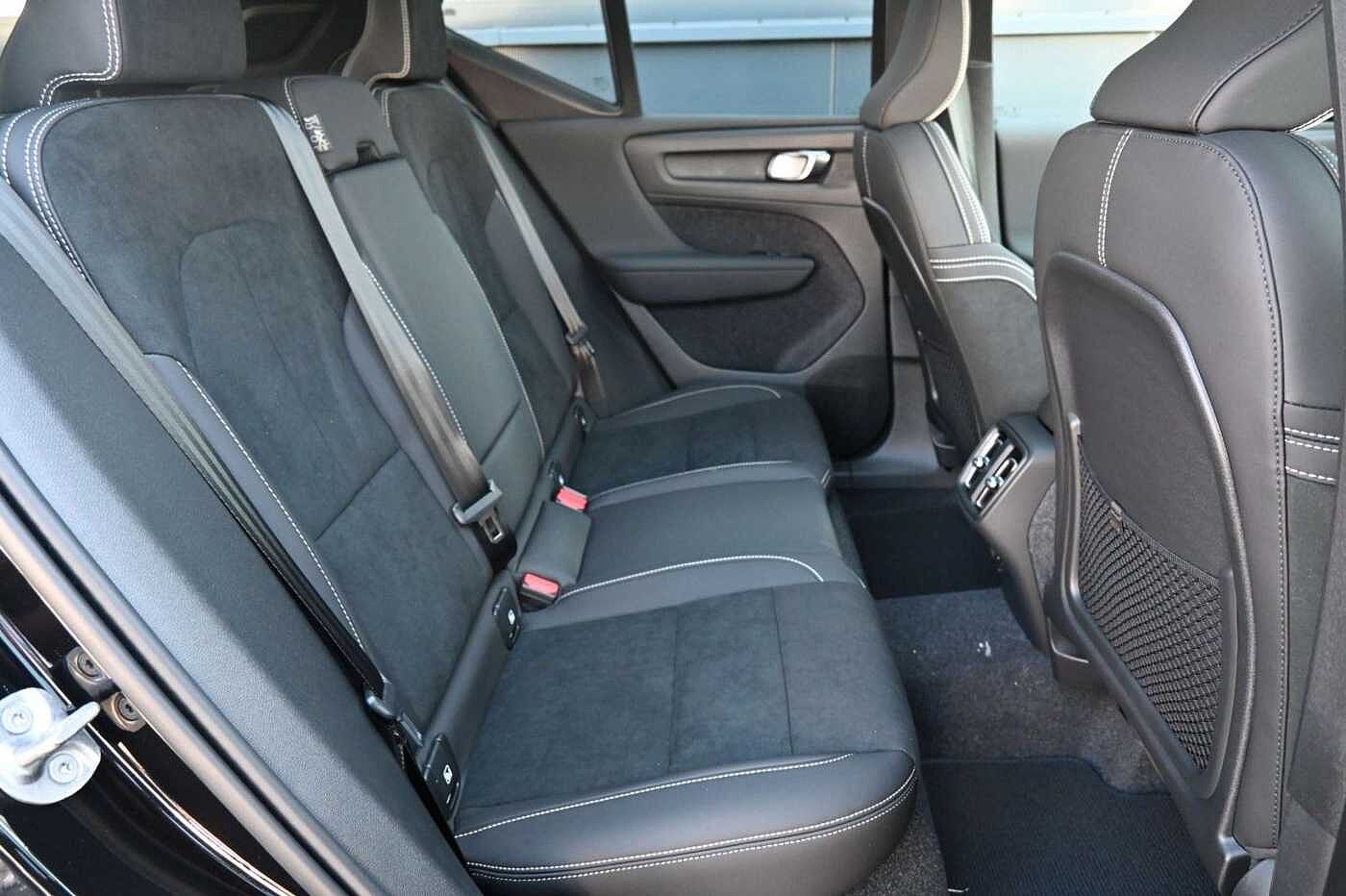 Volvo  B4 DKG Plus Black Edition*FSHZG*360*ACC*AHK