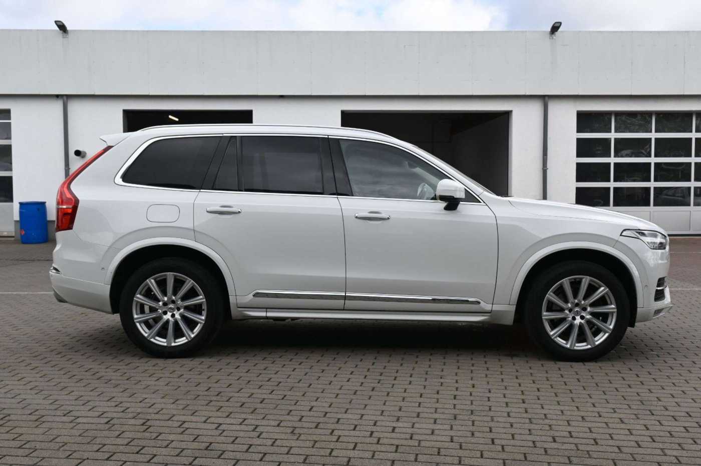 Volvo  Mietkauf *XC90 Incription*AWD*KAM*Navi