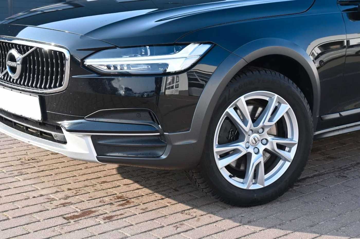 Volvo  V90 CC Cross Country*D4 AWD*STHZ*RFK