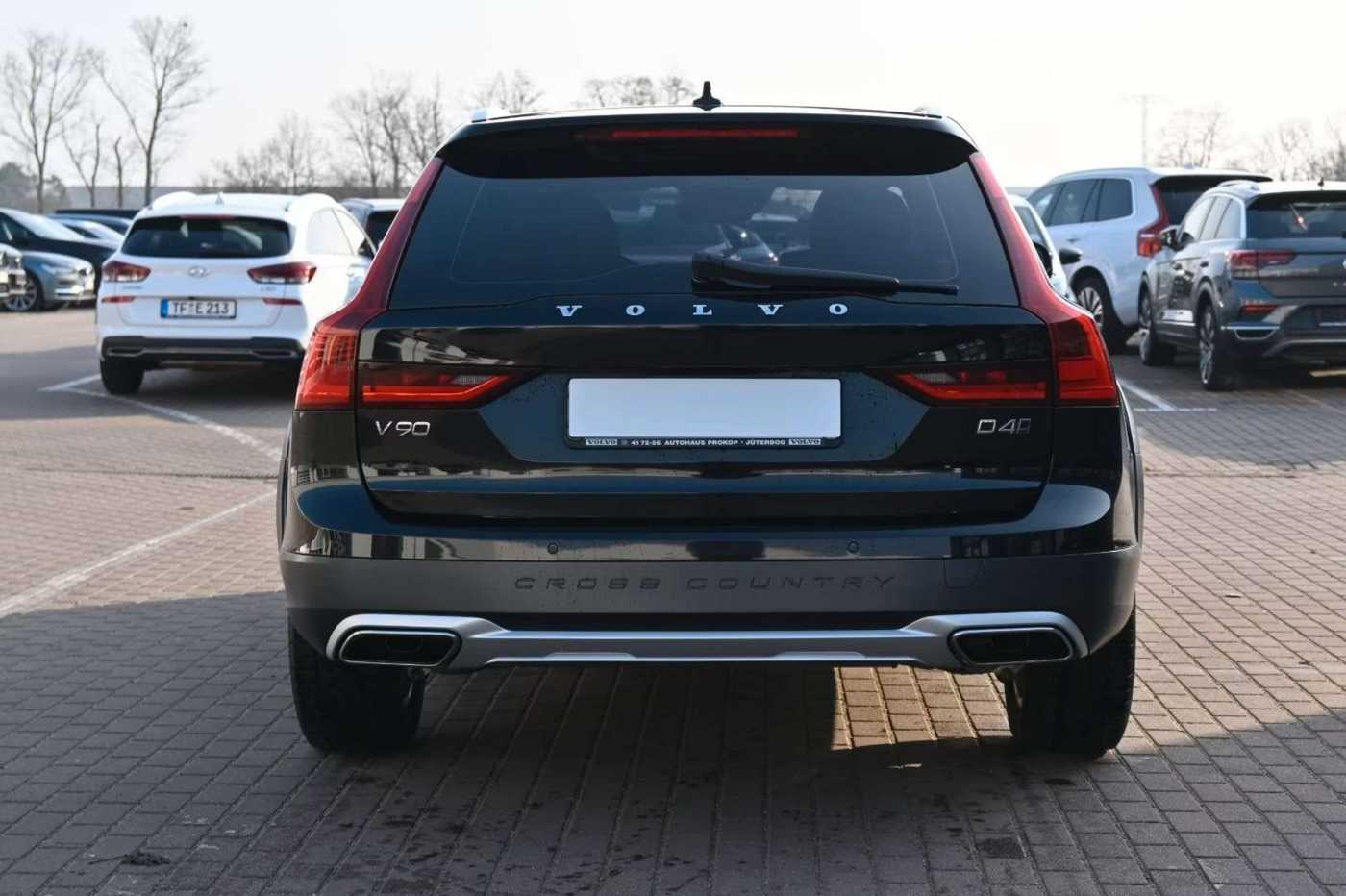 Volvo  V90 CC Cross Country*D4 AWD*STHZ*RFK
