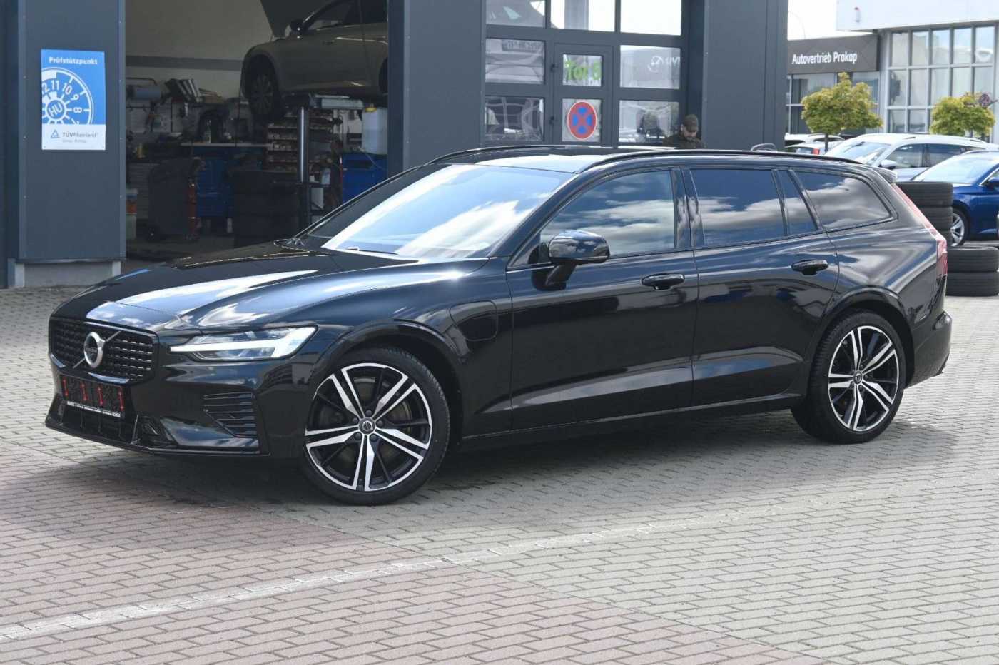 Volvo  T6 AWD Recharge RDesign*LED*PANO*HUD*360*H&K