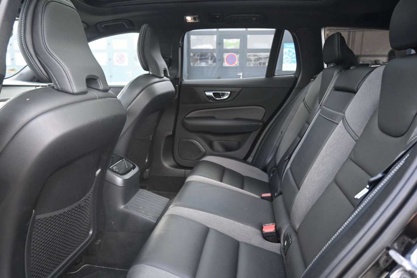 Volvo  T6 AWD Recharge RDesign*LED*PANO*HUD*360*H&K