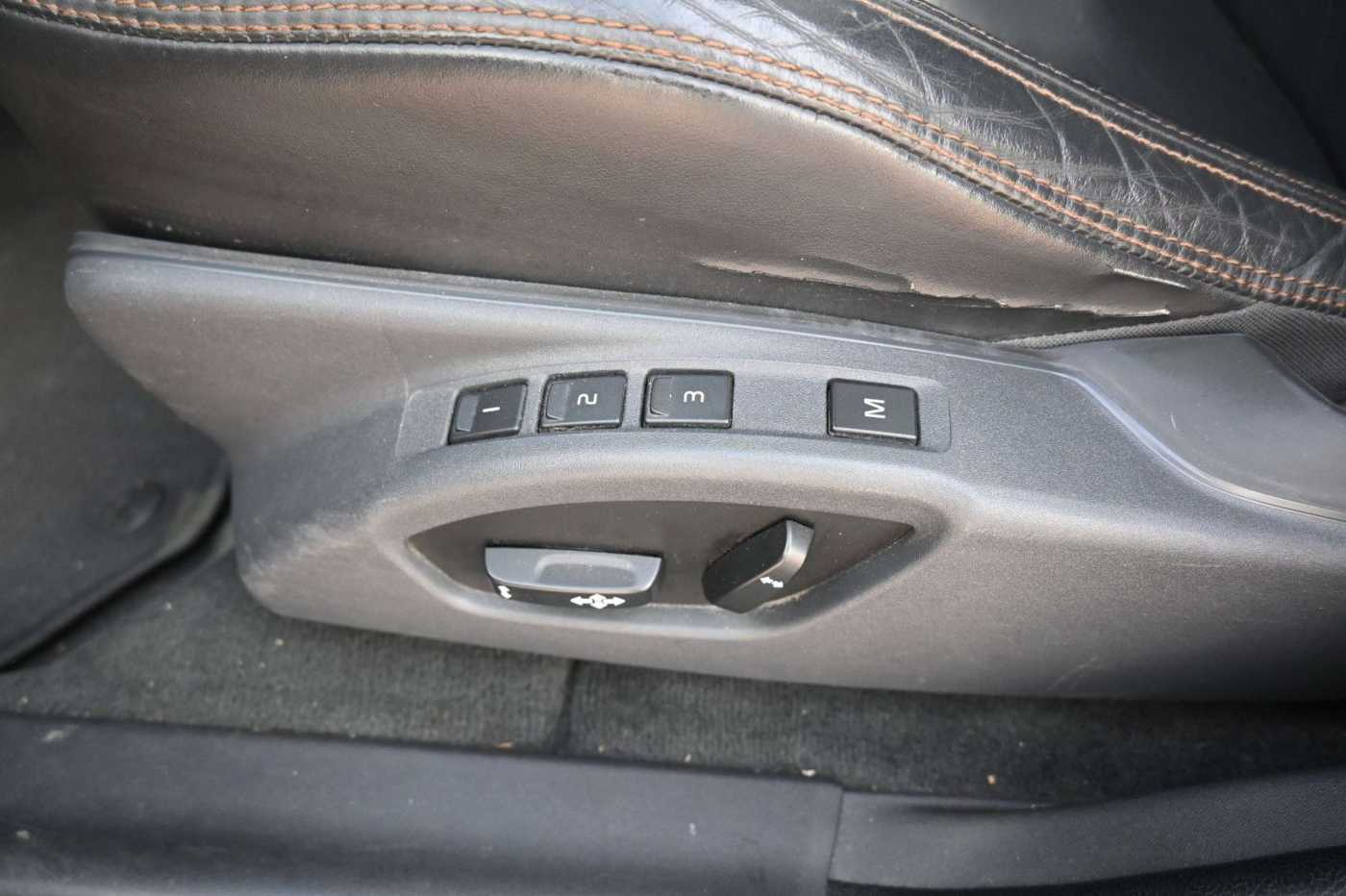 Volvo  D5 AWD AUT*Summum*PANO*BLIS*DYNAUDIO*AHK