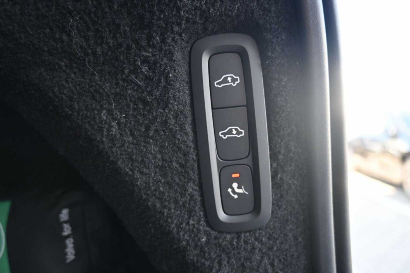 Volvo  D5 AWD Autom. Inscription*LUFT*PANO*AHK