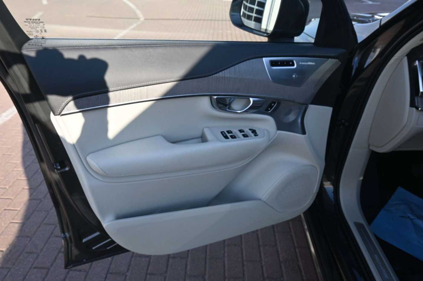 Volvo  T8 PHEV Ultimate Bright AWD*B&W*MASS*AHK*