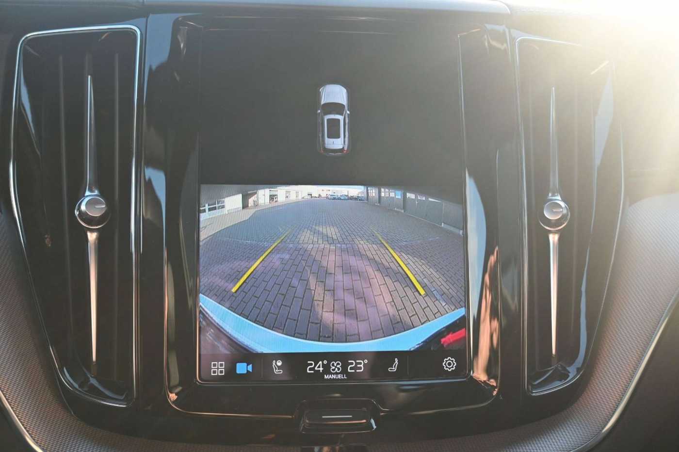 Volvo  R Design PHEV MAPS*Luft*B&W*STHZG*HUD*