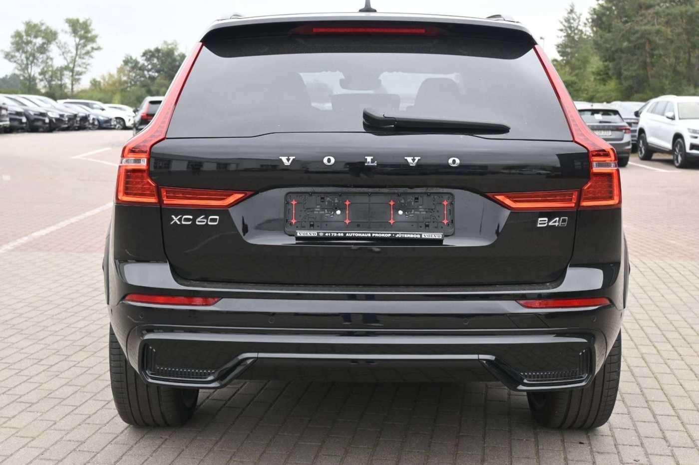 Volvo  B4 D AWD Ultimate Dark*STDHZG*360°*ACC*AHK