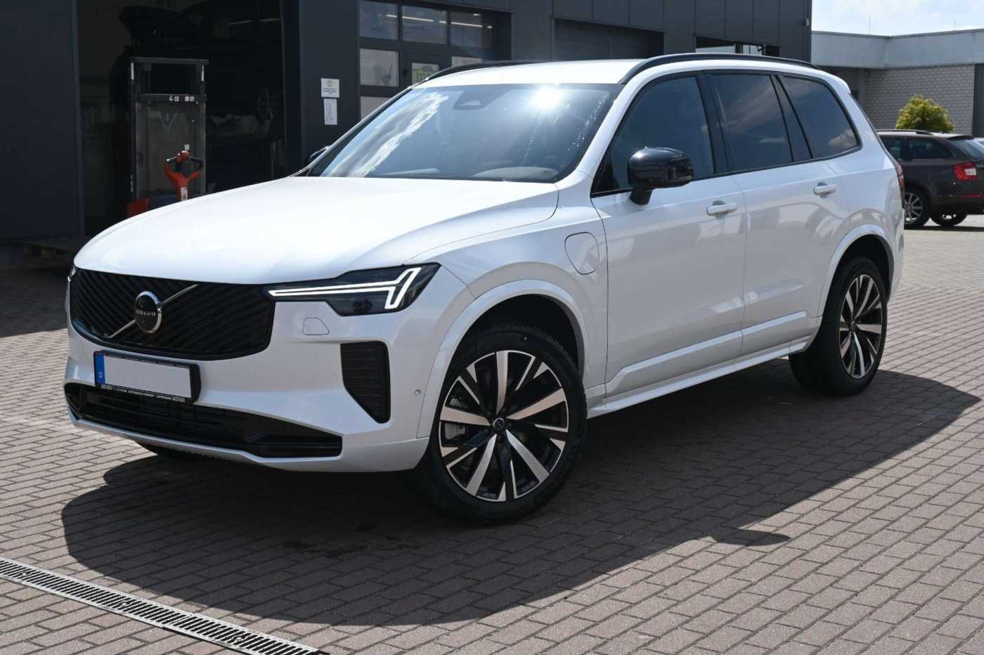 Volvo  T8 RC AWD Plus Dark*STDHZG*360°*ACC*AHK